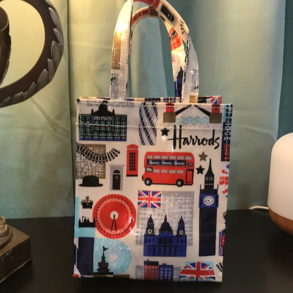 Cute mini handbag